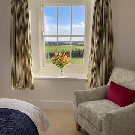 Lower Trewern Farm- Ensuite Bedroomペンザンス エクステリア 写真